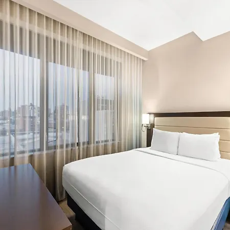 Comfort Inn Prospect Park-Brooklyn-2